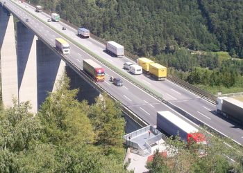 Забраната за камиони на Бренер е отменена за 20 дни през август