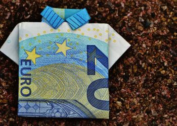 Правителството раздаде нови 25,6 млн. евро за АПИ, 8,5 млн. евро за БДЖ и 25 млн. евро за НКЖИ