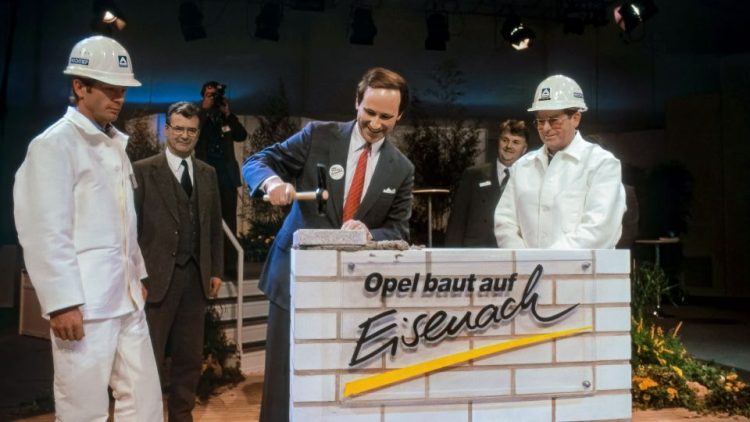Заводът на Opel в Айзенах отбелязва 35-годишен юбилей