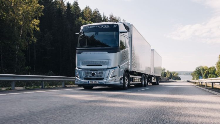 Volvo Trucks продаде 10 000 газови камиона в световен мащаб