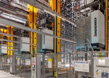 IFOY: AI решението на Jungheinrich, което управлява склада на Liebherr