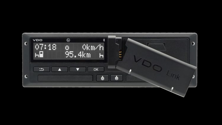 С VDO Link е Plug & Play задължителното сваляне на данни от тахографи е лесно, сигурно и напълно автоматизирано