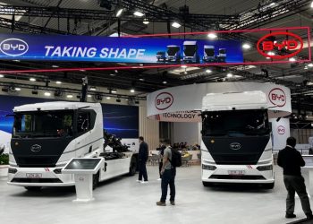 BYD ETT 44 стъпва в Европа с 600 км пробег и мегаватово зареждане