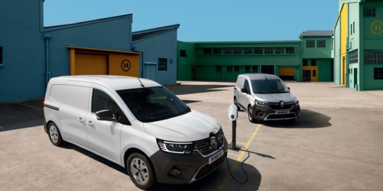 Renault Kangoo VAN и Kangoo E-TECH electric идват с подобрена автономия и представяне